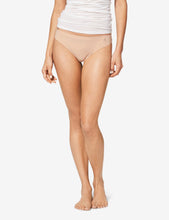 Load image into Gallery viewer, Women&#39;s Air Mesh Thong, Solid
