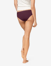 Load image into Gallery viewer, Women&#39;s Second Skin Cheeky, Solid

