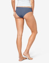 Load image into Gallery viewer, Women&#39;s Second Skin Cheeky, Solid
