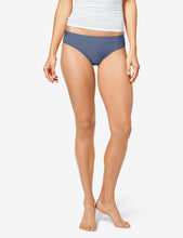 Load image into Gallery viewer, Women&#39;s Second Skin Cheeky, Solid
